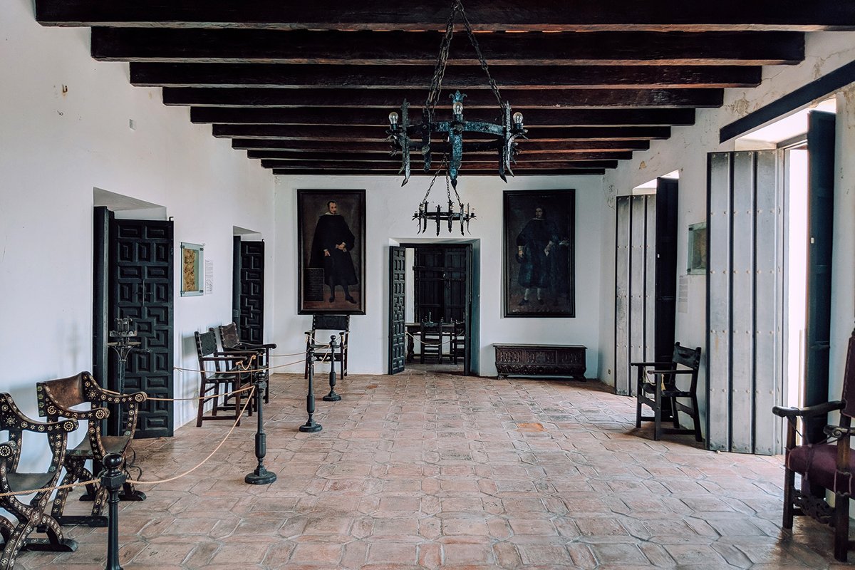 Vista interior de Casa Blanca, una mansión de 1520 construida para la familia de Juan Ponce de León.
